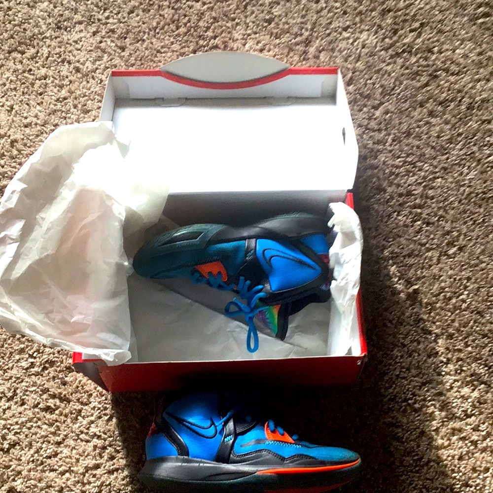 kyries basketball shoes for kids